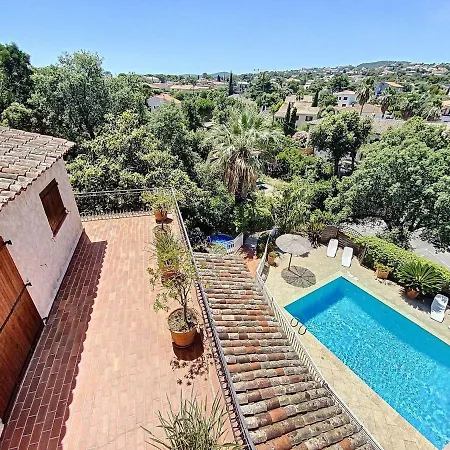 Duplex T3 A St Aygulf Avec Piscine Et A 500m De La Apartment