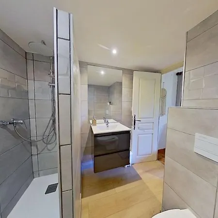 Appartement Duplex T3 à St Aygulf Avec Piscine Et à 500m De La *