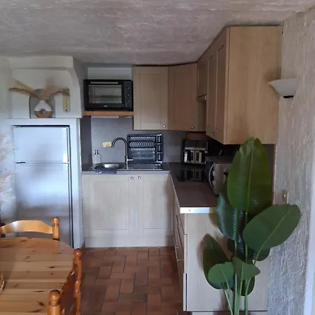 Duplex T3 A St Aygulf Avec Piscine Et A 500m De La *